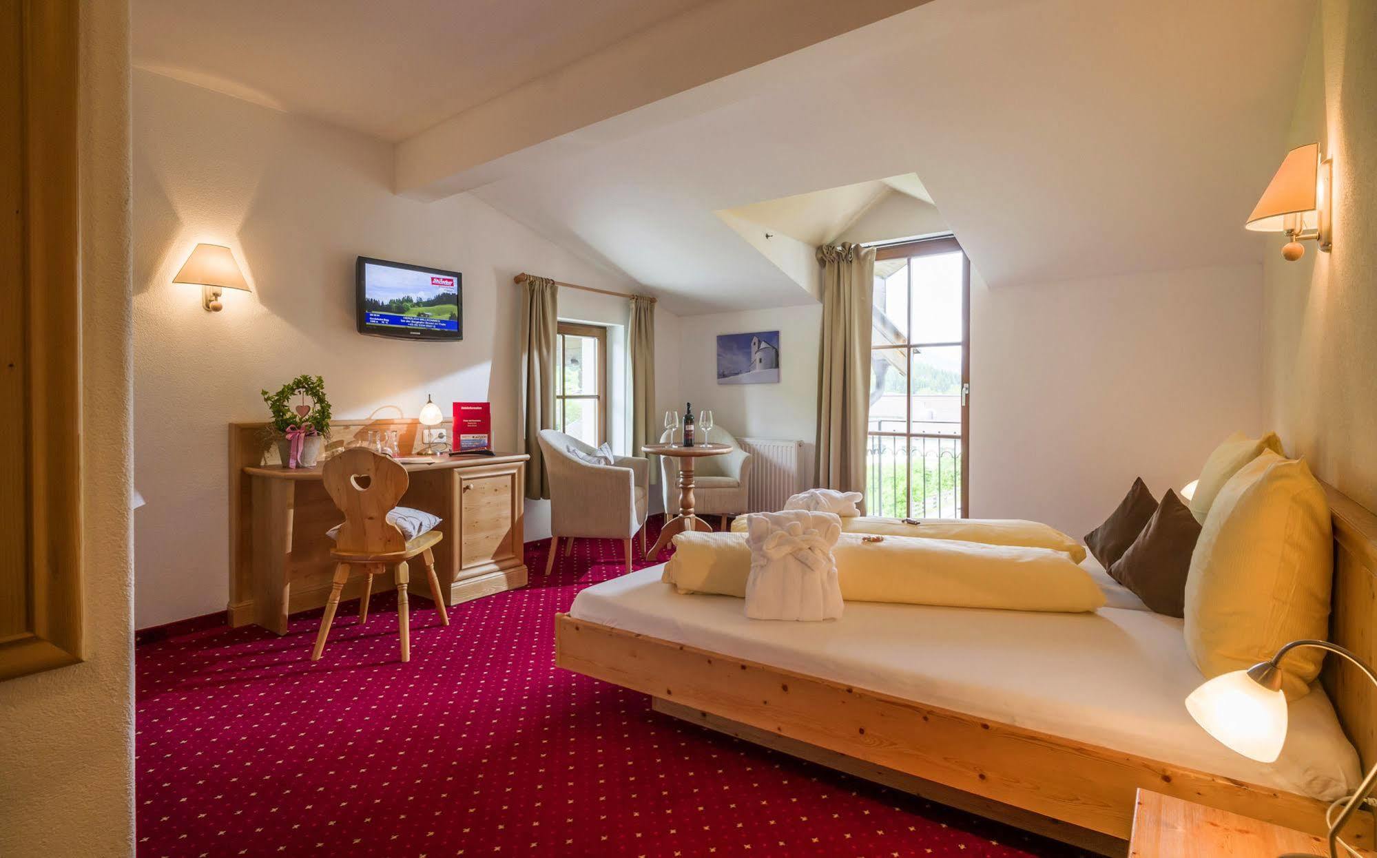 Hotel Reitlwirt Brixen im Thale Kültér fotó